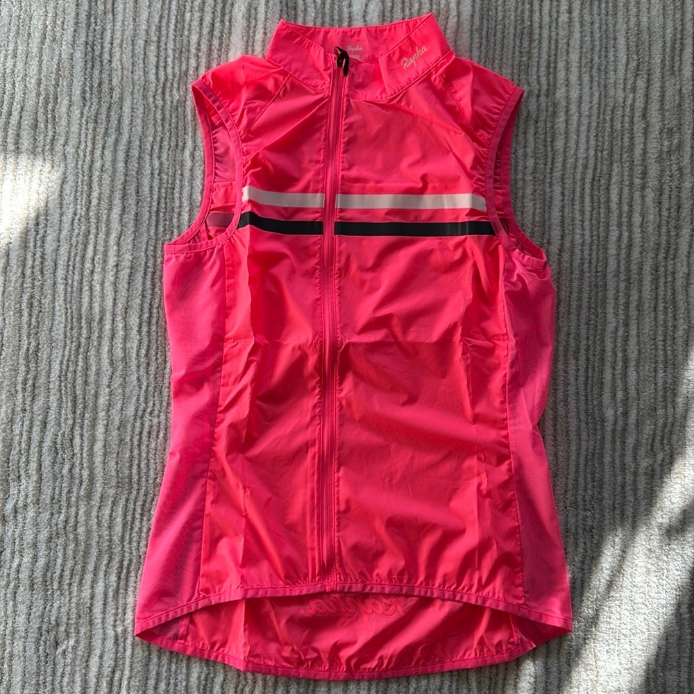 Rapha Women’s Brevet Gilet/ Cycling Vest High Viz Pink - small